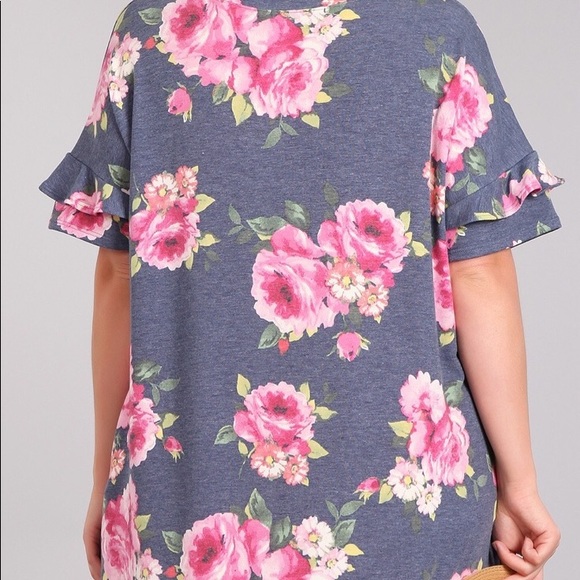 🌸PLUS floral dress W/ side pockets 🌸 - Picture 3 of 4